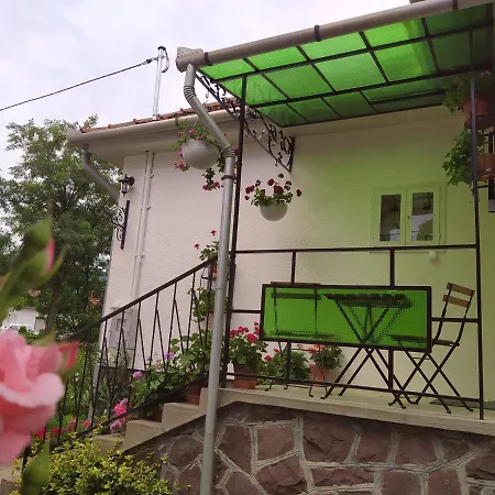 Eperkert Vendeghaz * Parád