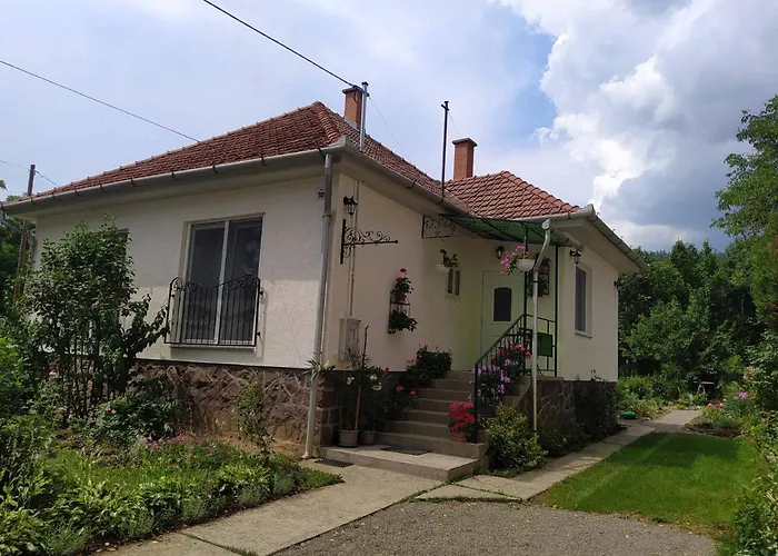 Eperkert Vendeghaz Parád